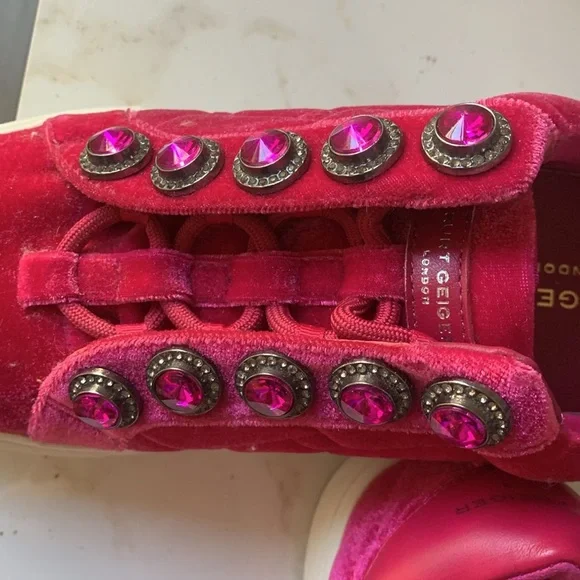 New Kurt Geiger London Pink Velvet Rhinestones Sneakers size EU 39 UK 6 - Picture 6 of 8